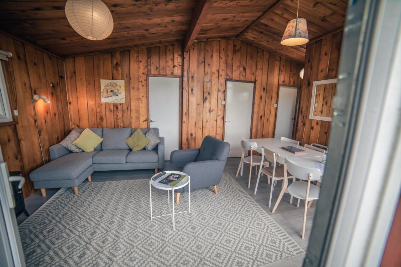 Timber Hill Self Catering Cedar Lodges Broad Haven Zewnętrze zdjęcie