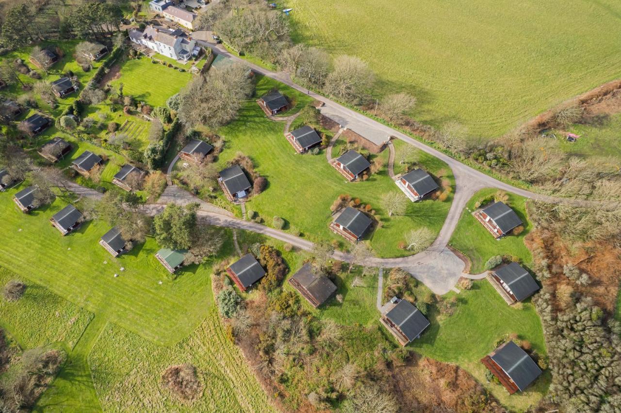 Timber Hill Self Catering Cedar Lodges Broad Haven Zewnętrze zdjęcie
